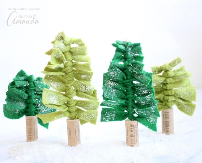 Felt Christmas trees from Crafts by Amanda.
